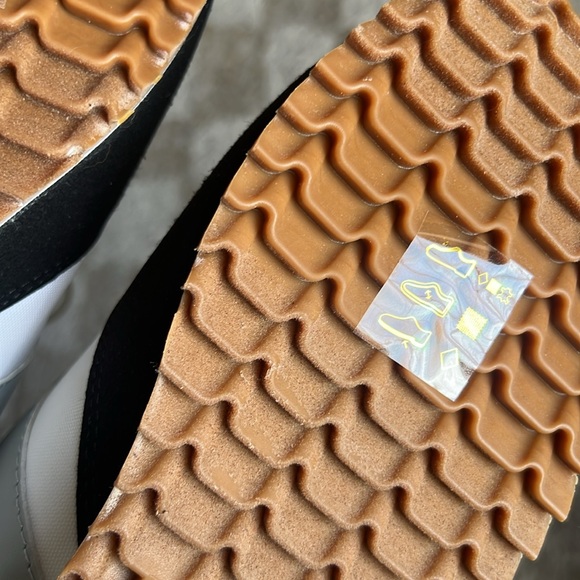 J.Crew Suede Black and White sneakers 9 - Picture 6 of 6